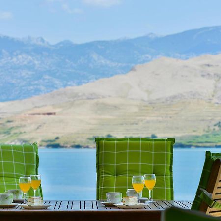 2 Bedroom Beautiful Apartment In Pag Pag Town Exterior foto